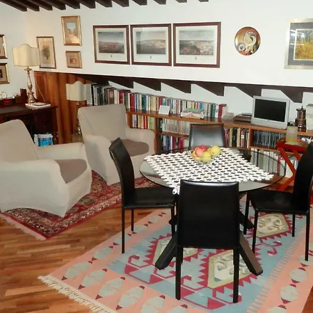 Casa Ferrari Sanificato Ozono Appartement *